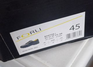 Zapatos de seguridad Forli negros y amarillos