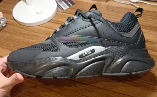 B22 Scarpe Uomo Taglia 45 veste un po stretto