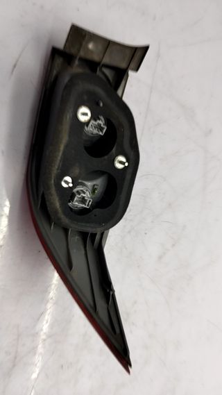 PILOTO TRASERO IZQUIERDO HONDA ACCORD BERLINA (CL/CN)