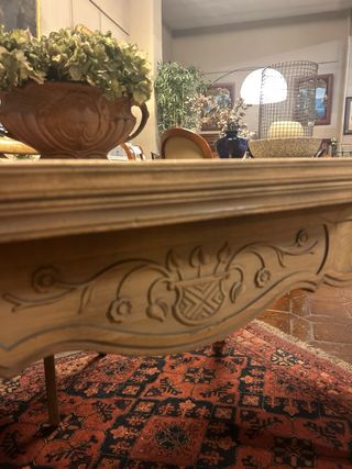 Mesa de comedor antigua