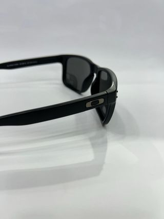 Oakley Holbrook XL Negro Lentes Grises