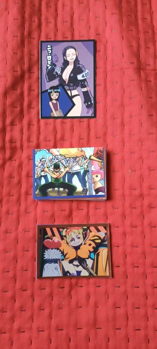 45 figurine One Piece Road to Egghead + Card Robin