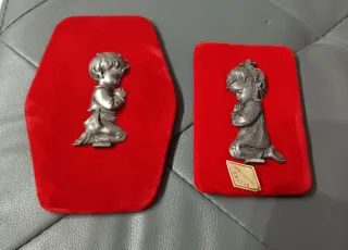 Coppia di quadretti religiosi anni '50 in Peltro