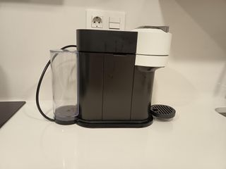 Cafetera Nespresso Vertuo Next Blanca