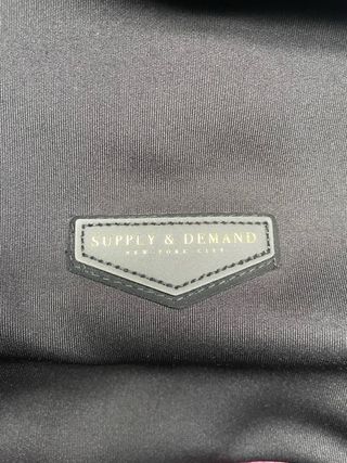 Sudadera Supply & Demand, cremallera y degradado