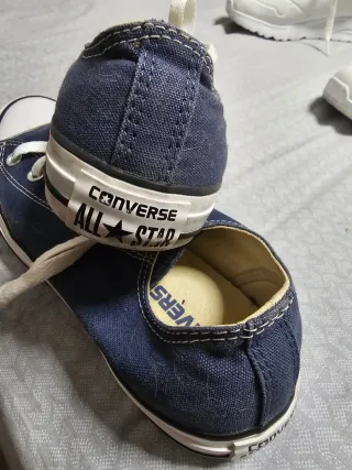 Converse Azul y Blanco Talla 40
