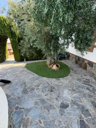 Césped artificial decorativo