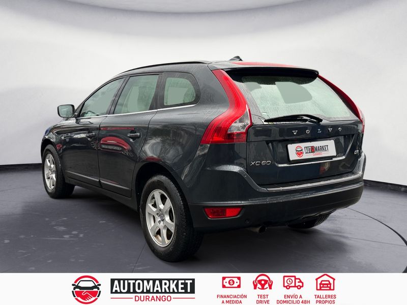 Volvo XC60 D3 Momentum 2013, foto 3