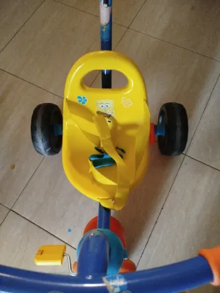 Triciclo para bebé con empujador