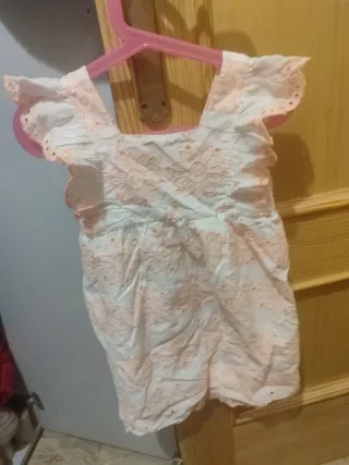 Vestidos y chaqueta 3-4 años