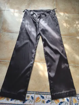 Pantalón satén marrón chocolate