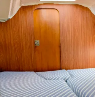 Velero Beneteau First 29