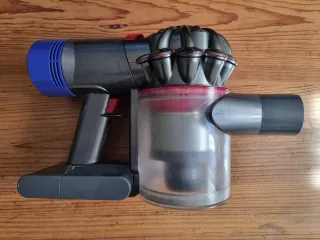 Aspiradora Dyson V8 LEER