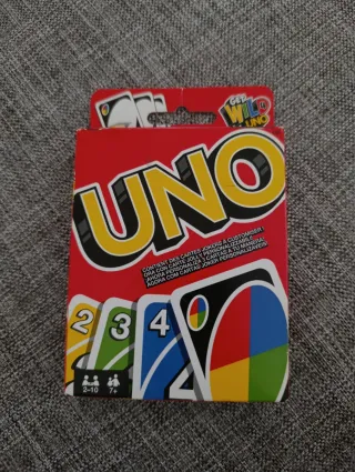 Juego de cartas UNO a estrenar.