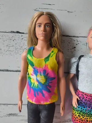 Ken Fashionista 138 y Barbie Color