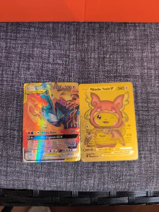 2 Cartas Pokémon Pikachu Vuelo V