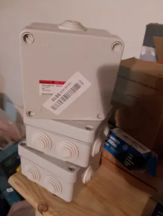 Caja estanca Famatel 103x163x55