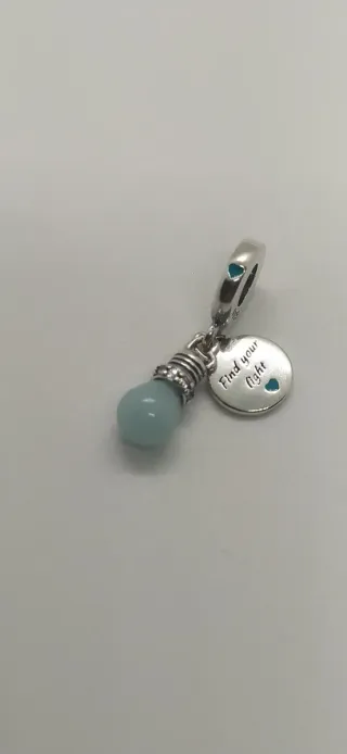 Charm de plata