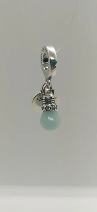Charm de plata