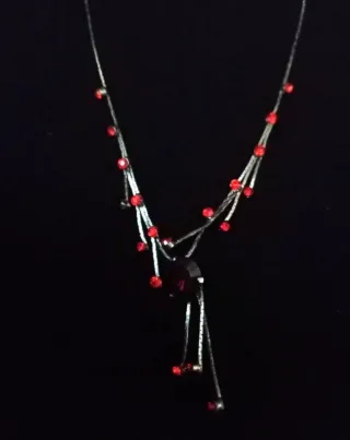 Conjunto gargantilla + 2 pares de pendientes NUEVO