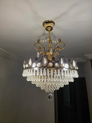 Lámpara de lágrimas de cristal dorada