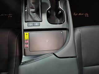 Lexus ES 2.5 300h Premium