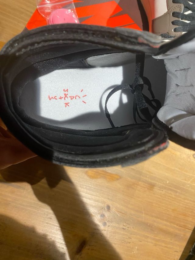 Nike Jordan 1 Travis Scott