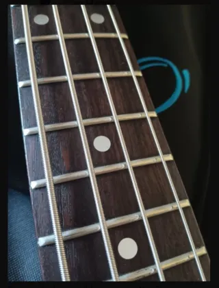 Bajo Eléctrico Vantage Matsumoku