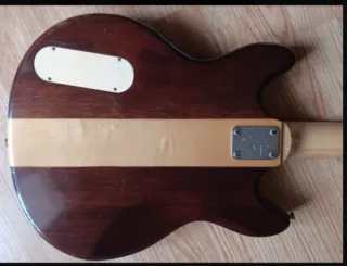 Bajo Eléctrico Vantage Matsumoku