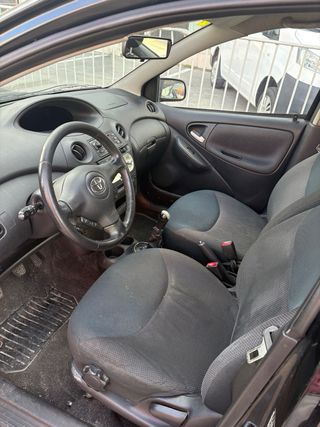 Toyota Yaris 2005