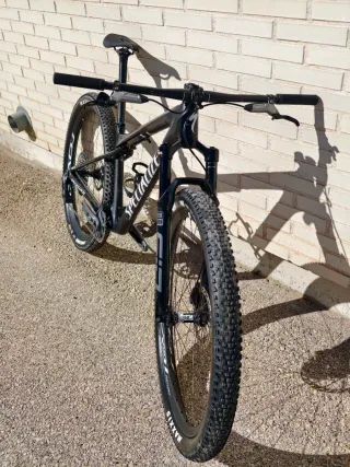 Specialized Epic World Cup Expert 2024. Talla M