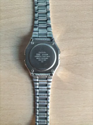 Casio A168W Plata Digital