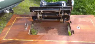 Máquina de coser antigua SIGMA