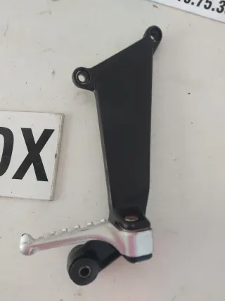 Pedana posteriore Aprilia Tuono RSV 1000 03/05