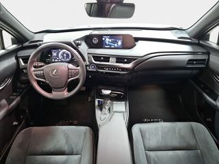 Lexus UX 2.0 250h Business