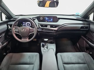 Lexus UX 2.0 250h Business