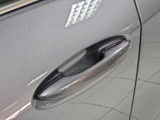 Lexus UX 2.0 250h Business