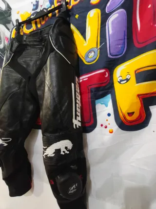 Calças em couro Furygan