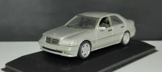 Lote de 3 coches escala (Minichamps) 1:43