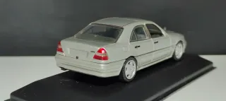 Lote de 3 coches escala (Minichamps) 1:43