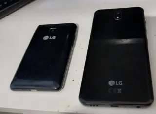 Teléfonos LG y Samsung Negros doy los 2 por 25