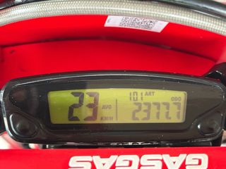 Se vende GasGas TPi 300 2023 con 100 horas de uso