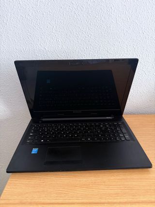 Portátil Lenovo 15.6 i7 16GB RAM 1TB SSD + ofice