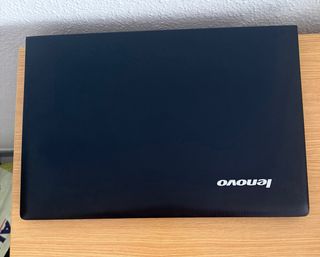 Portátil Lenovo 15.6 i7 16GB RAM 1TB SSD + ofice