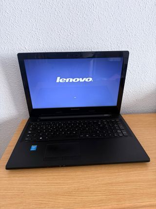 Portátil Lenovo 15.6 i7 16GB RAM 1TB SSD + ofice