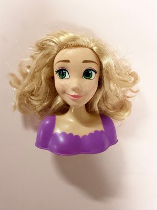 Muñeca Rapunzel para peinar