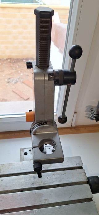 Mesa de fresado/taladrado AEG BFZ 1