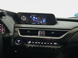 Lexus UX 2.0 250h Business