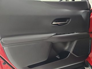 Lexus UX 2.0 250h Business
