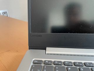 Portátil Lenovo Plata y Negro